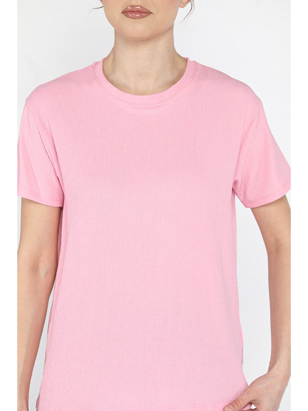 Pembe Kadın Bisiklet Yaka Basic Tişört-3