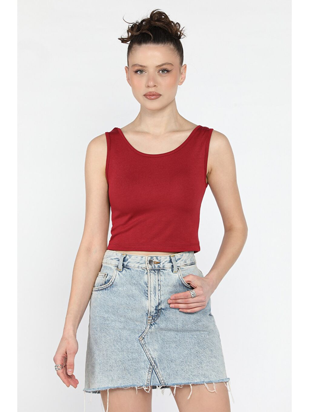 Bordo Kadın Kalın Askılı Kaşkorse Crop Top Bluz
