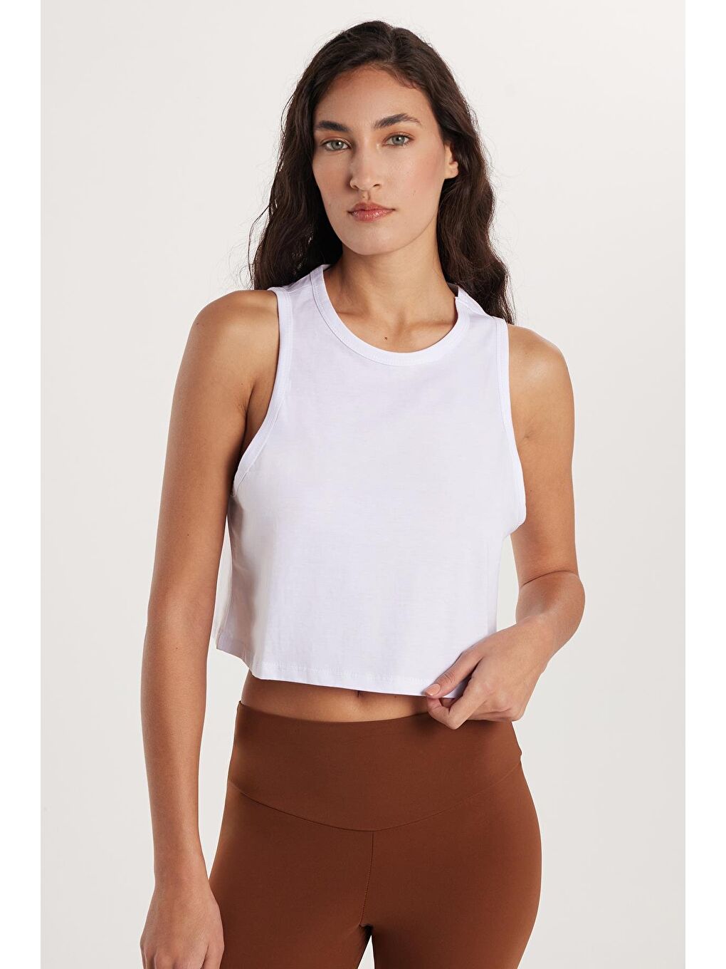 Kadın Slim Fit Dar Kesim %100 Pamuk Bisiklet Yaka Düz Basic Beyaz Crop Atlet-2