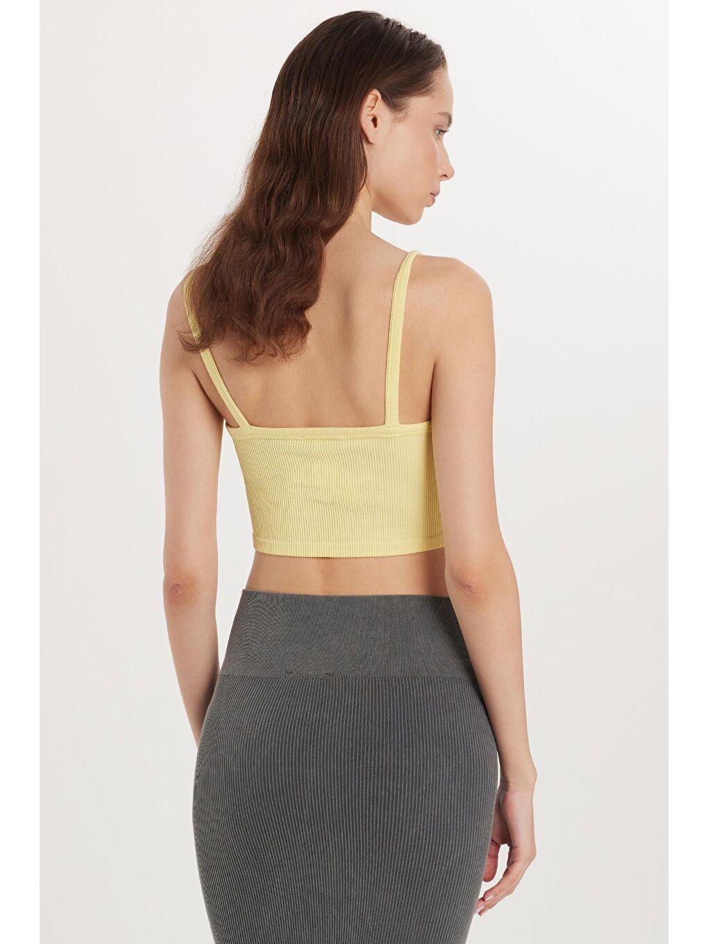 Kadın Slim Fit Kare Yaka Düz Basic Sarı Crop Atlet-4