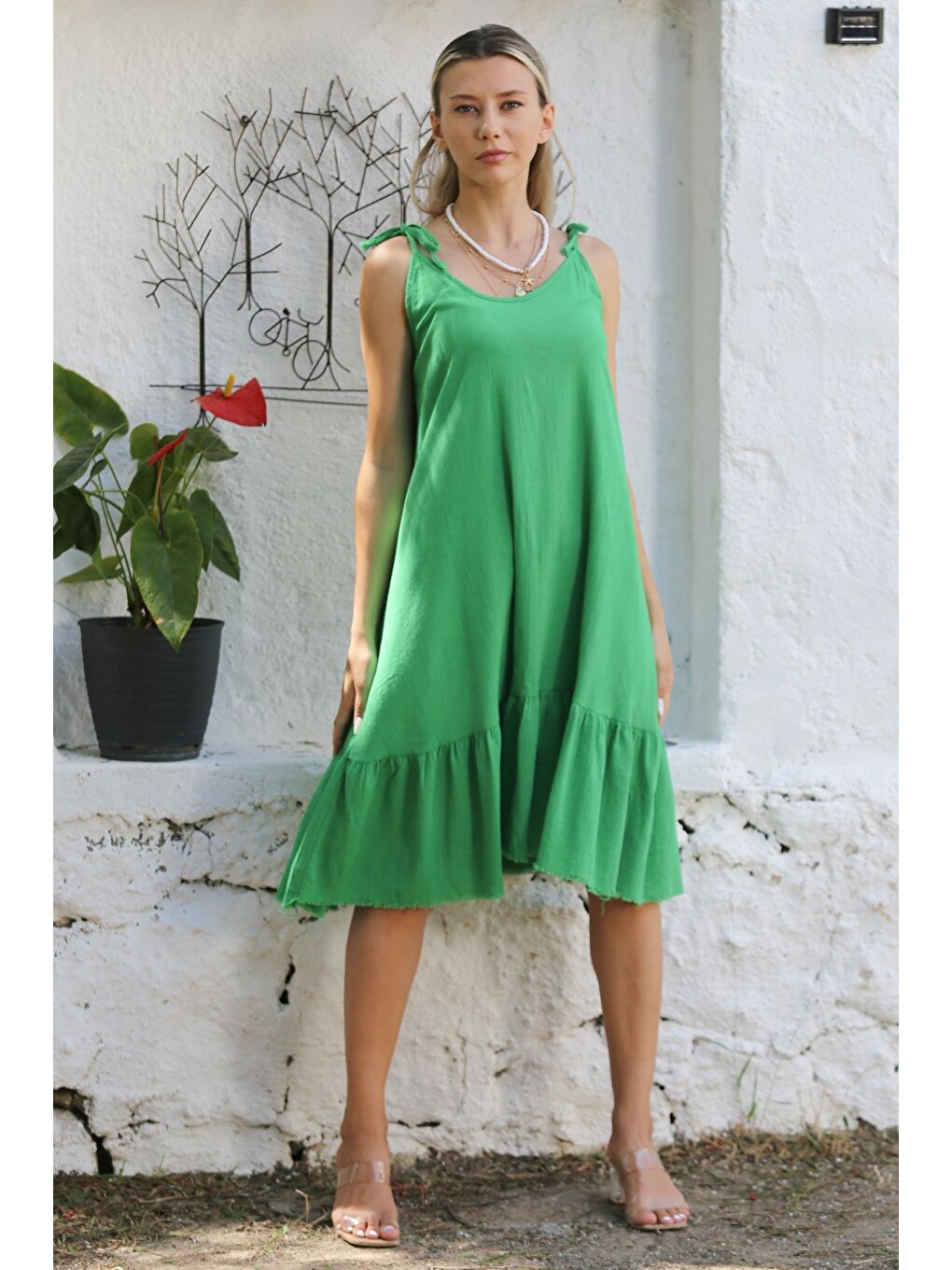 Yeşil Askılı Yıkamalı Etek Ucu Fırfırlı Dokuma Casual Pamuklu Elbise-1