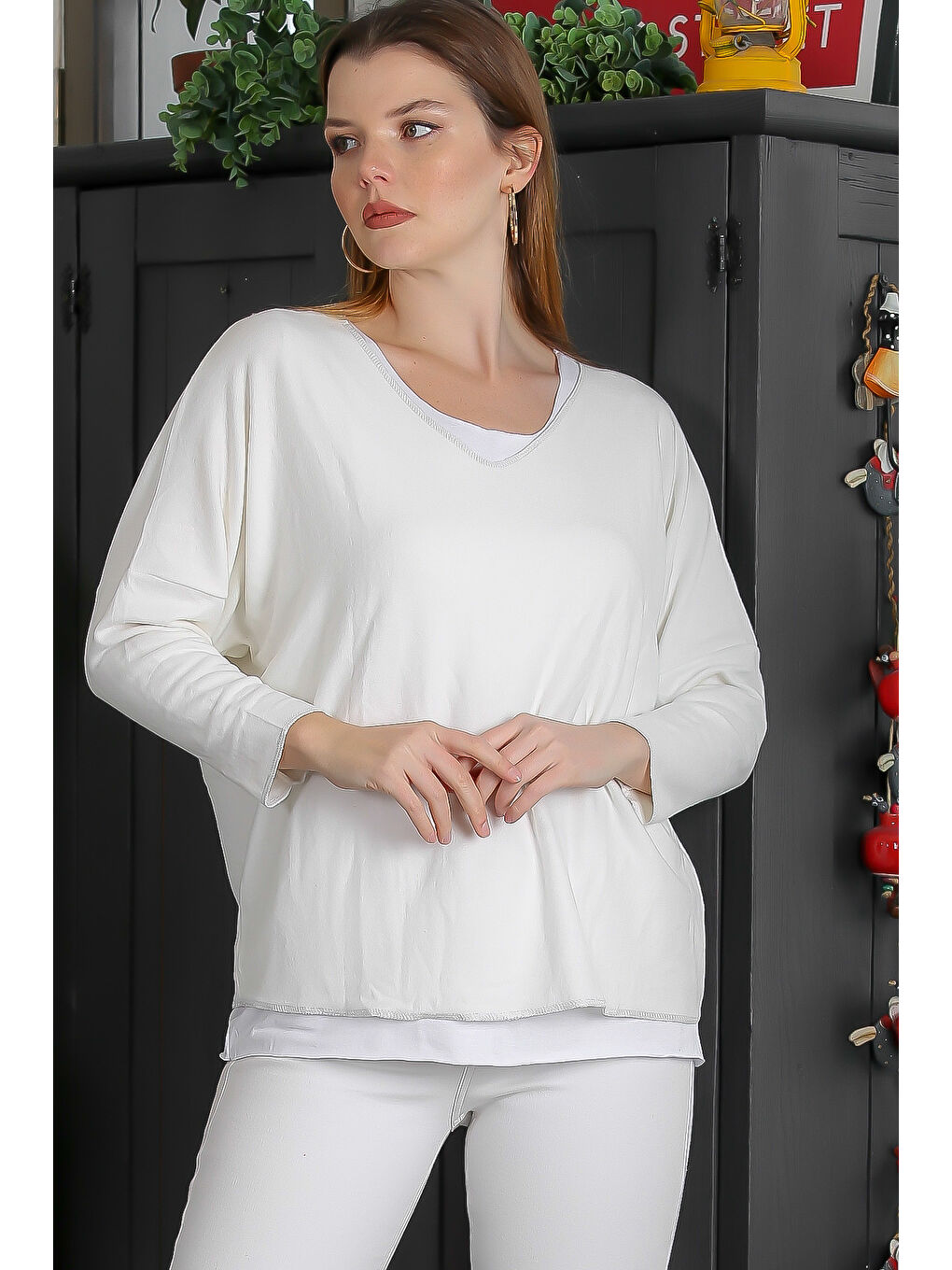 Ekru V Yaka Yarasa Kol İkili Set Casual Örme Bluz-1