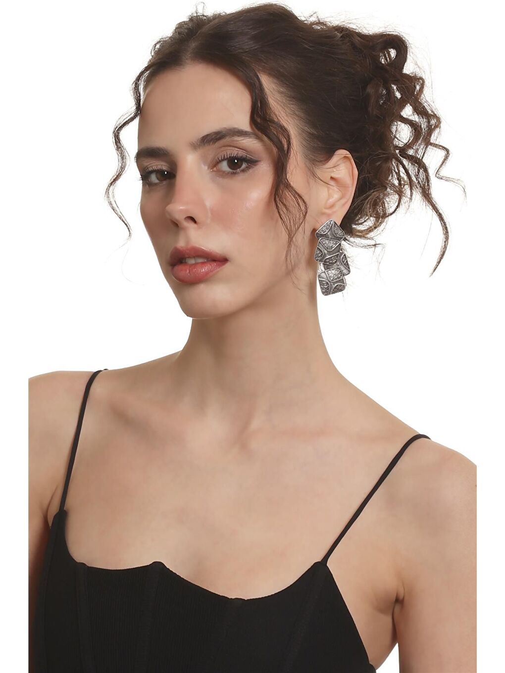 Gri Kadın Antik Gümüş Kaplama Çivili Model Tasarım Küpe-1