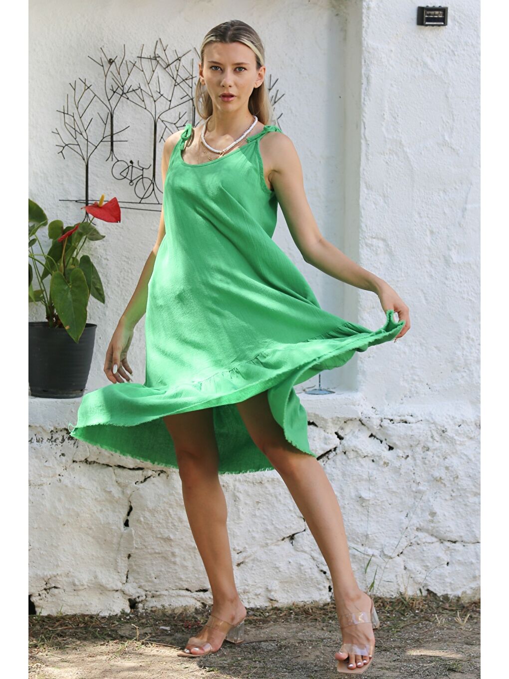 Yeşil Askılı Yıkamalı Etek Ucu Fırfırlı Dokuma Casual Pamuklu Elbise-6