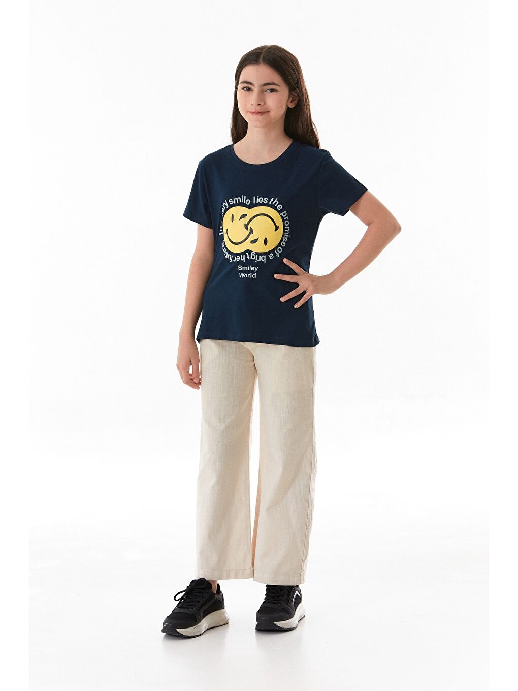 Lacivert %100 Pamuk Gülen Yüz Ve Slogan Baskılı Kız Çocuk Tişört-3