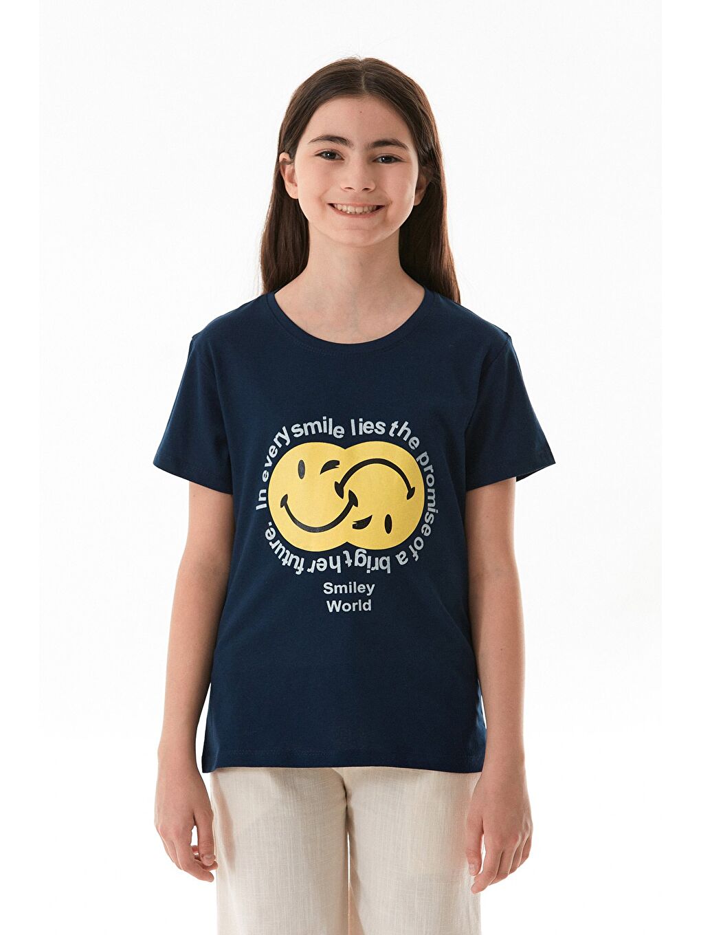 Lacivert %100 Pamuk Gülen Yüz Ve Slogan Baskılı Kız Çocuk Tişört-4