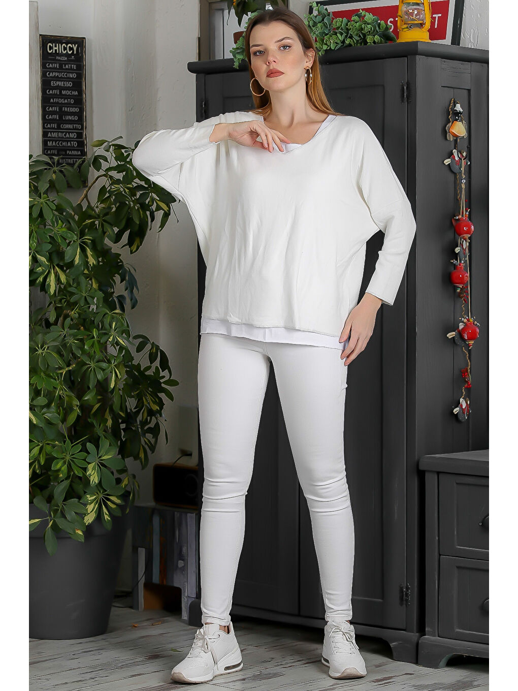 Ekru V Yaka Yarasa Kol İkili Set Casual Örme Bluz-5