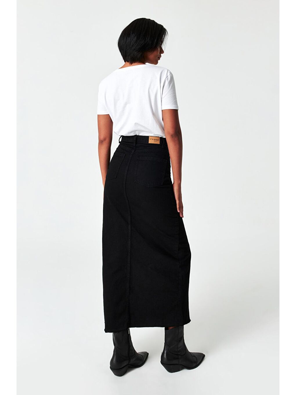 Kadın Siyah Black Od Renk Yırtmaç Detaylı Maxi Boy Denim Etek-3