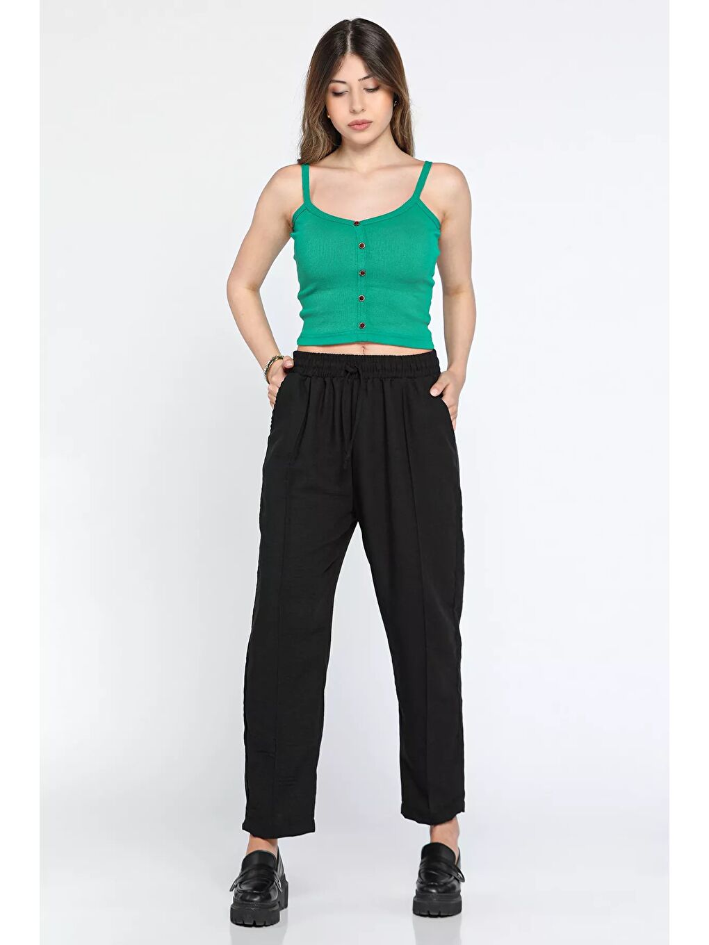 Siyah Yüksek Bel Çimalı Bel Lastikli Kadın Bol Kesim Keten Pantolon-3