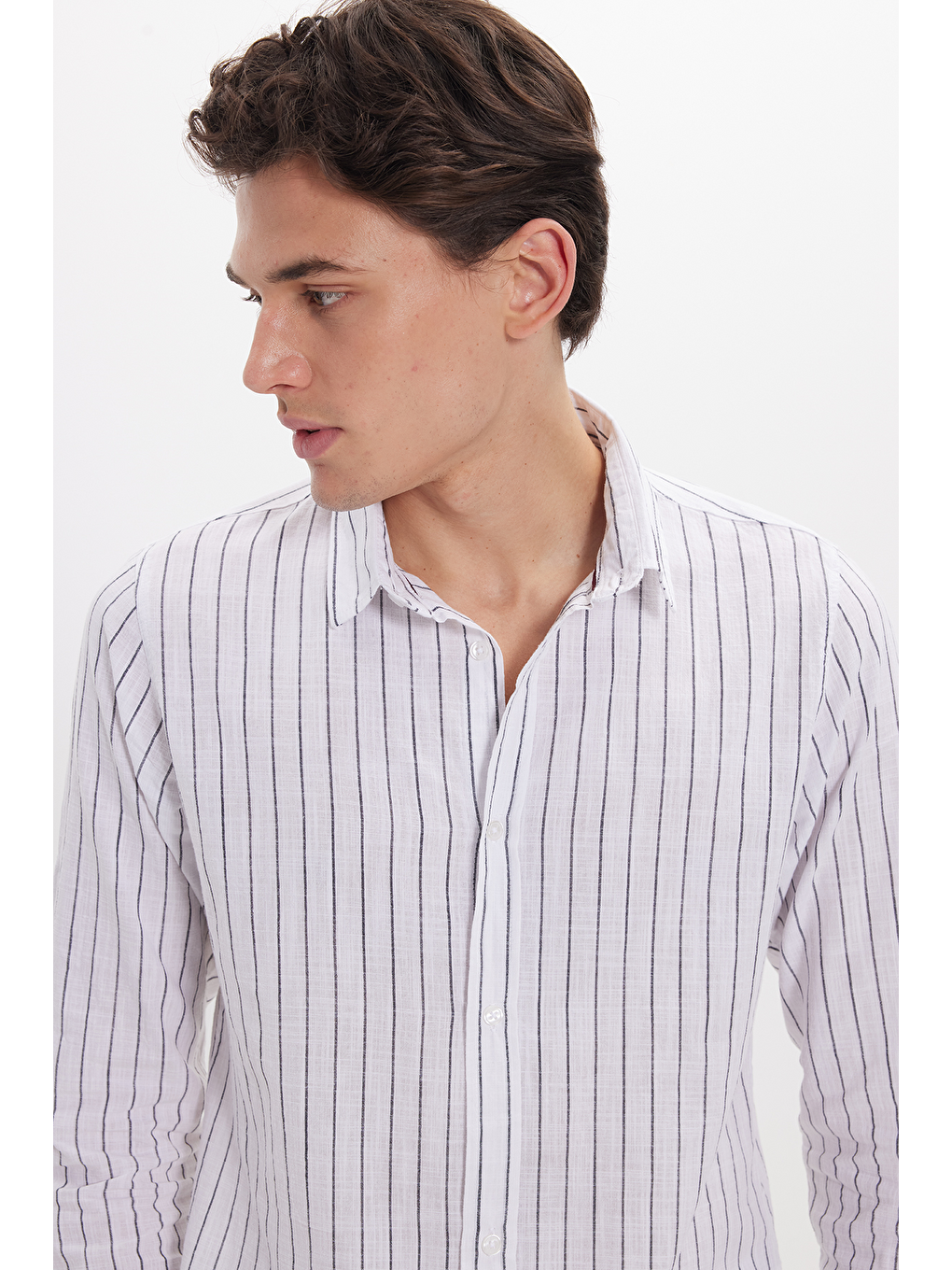 Beyaz Erkek Slim Fit Dar Kesim Uzun Kollu %100 Pamuk Keten Doku Çizgili Gömlek-2
