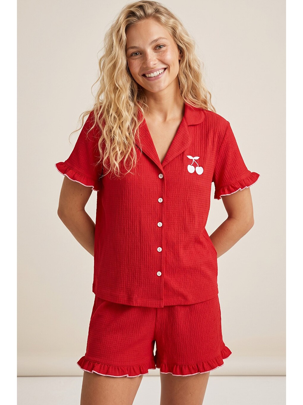 Kırmızı Nakışlı Bürümcük-krınkıl Kısa Kollu Düğmeli Şortlu Pijama Takım 8058