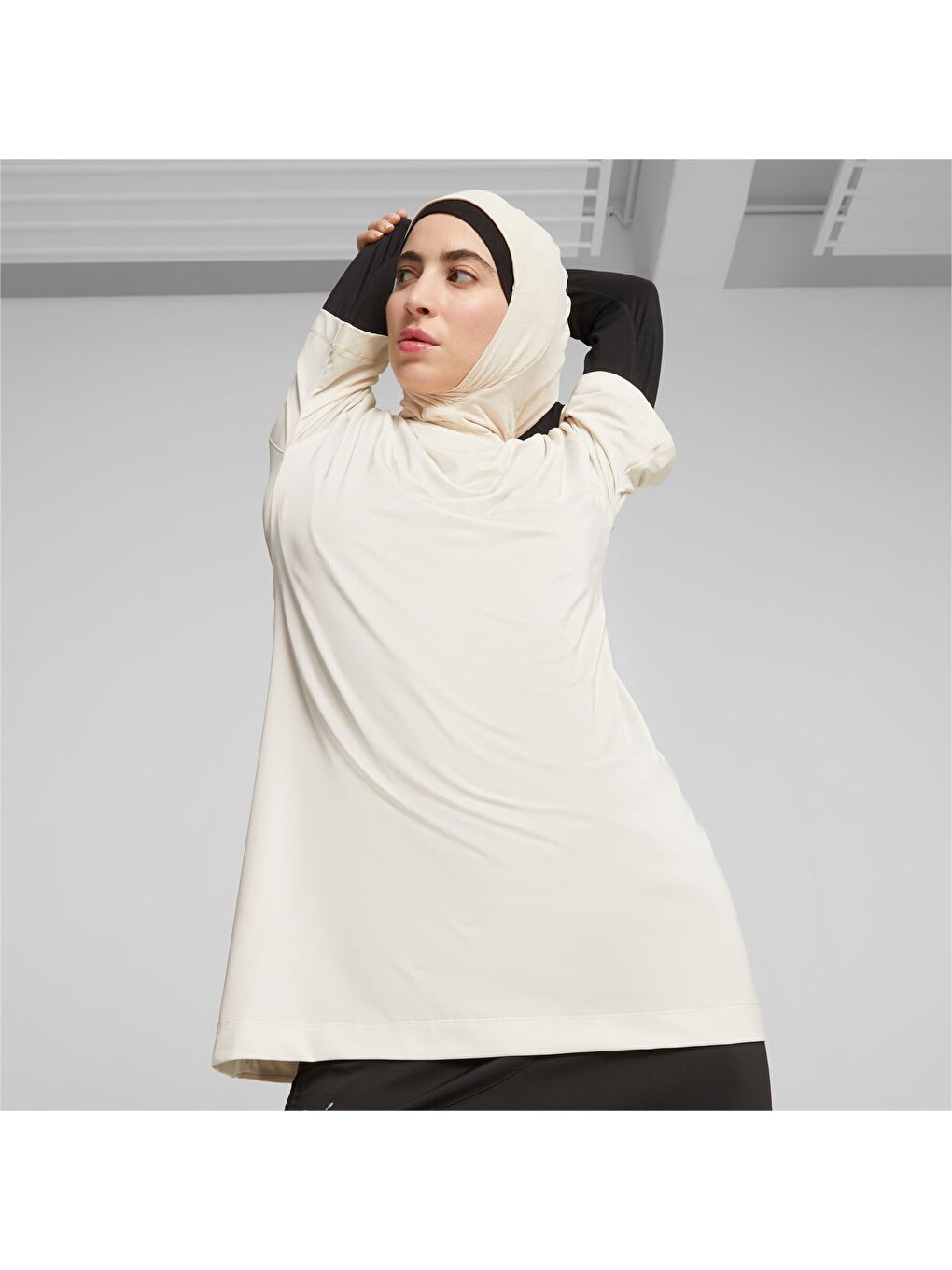 Beyaz Modest Kadın Geniş Kesim Antrenman Tişört-6