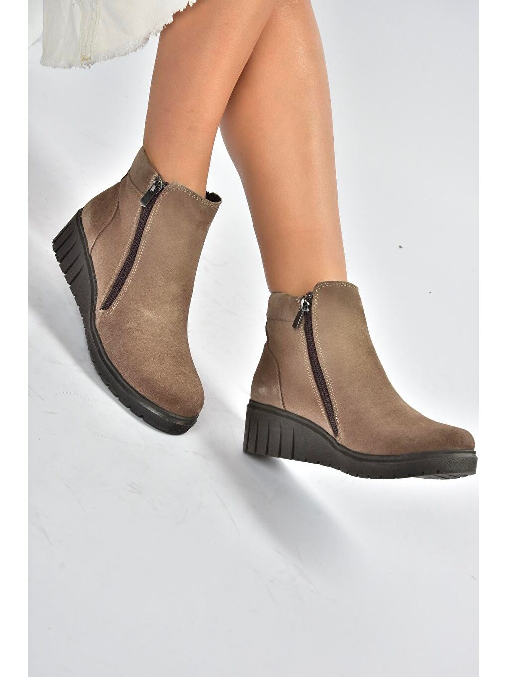 Bej Vizon Kadın Bot V324800402-2
