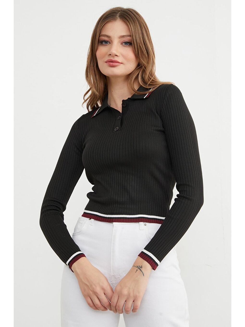 Siyah Çizgili Fitilli Polo Yaka Yarım Düğmeli Triko Kazak-1