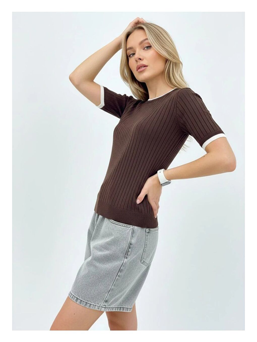 Kahverengi Fitilli Kısa Kollu Biyeli Triko Bluz Kahve-2