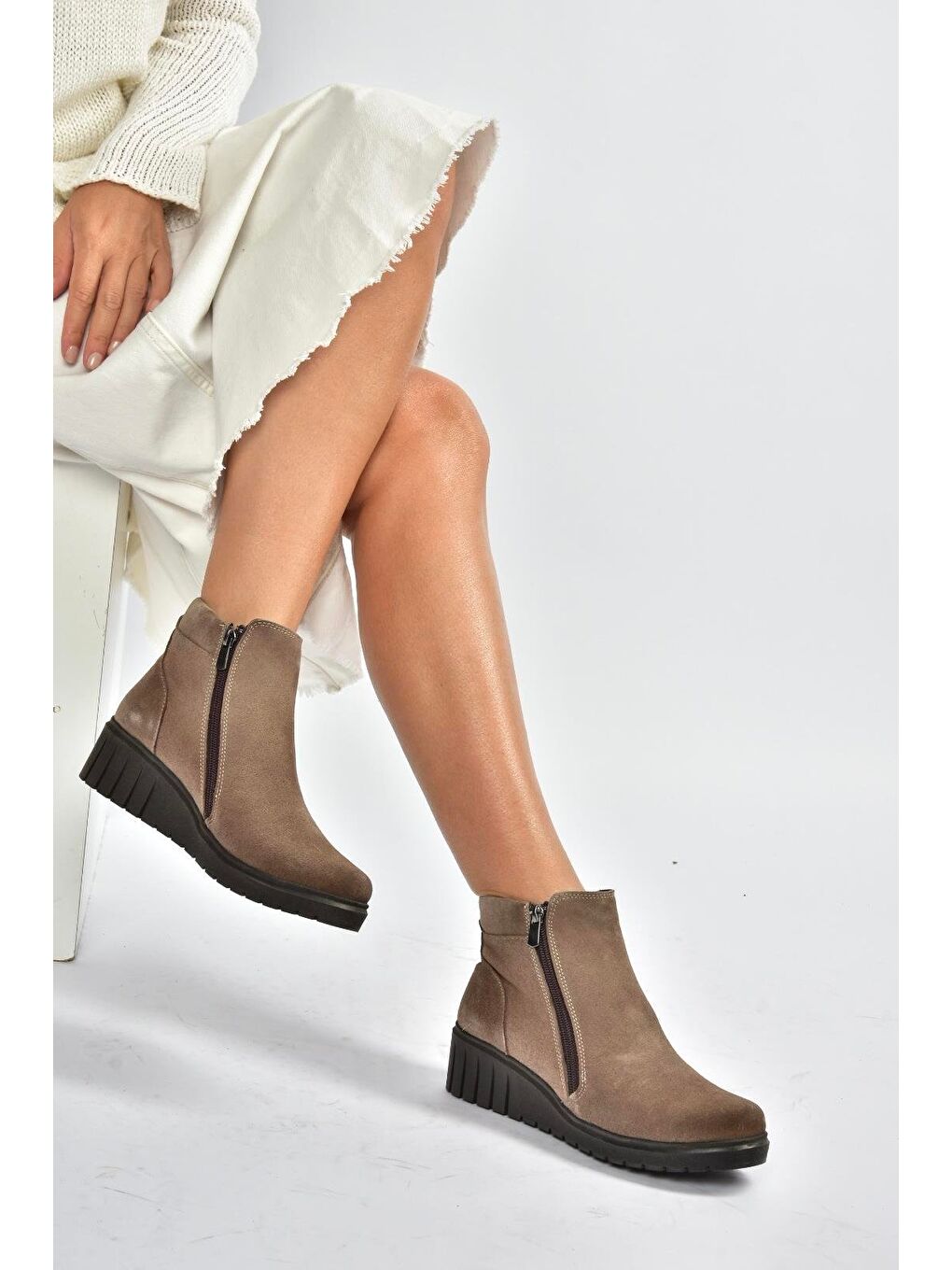Bej Vizon Kadın Bot V324800402-3