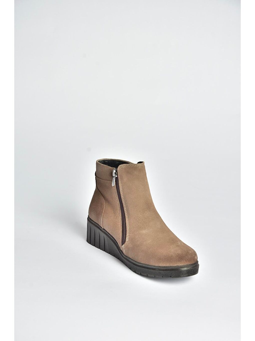 Bej Vizon Kadın Bot V324800402-5