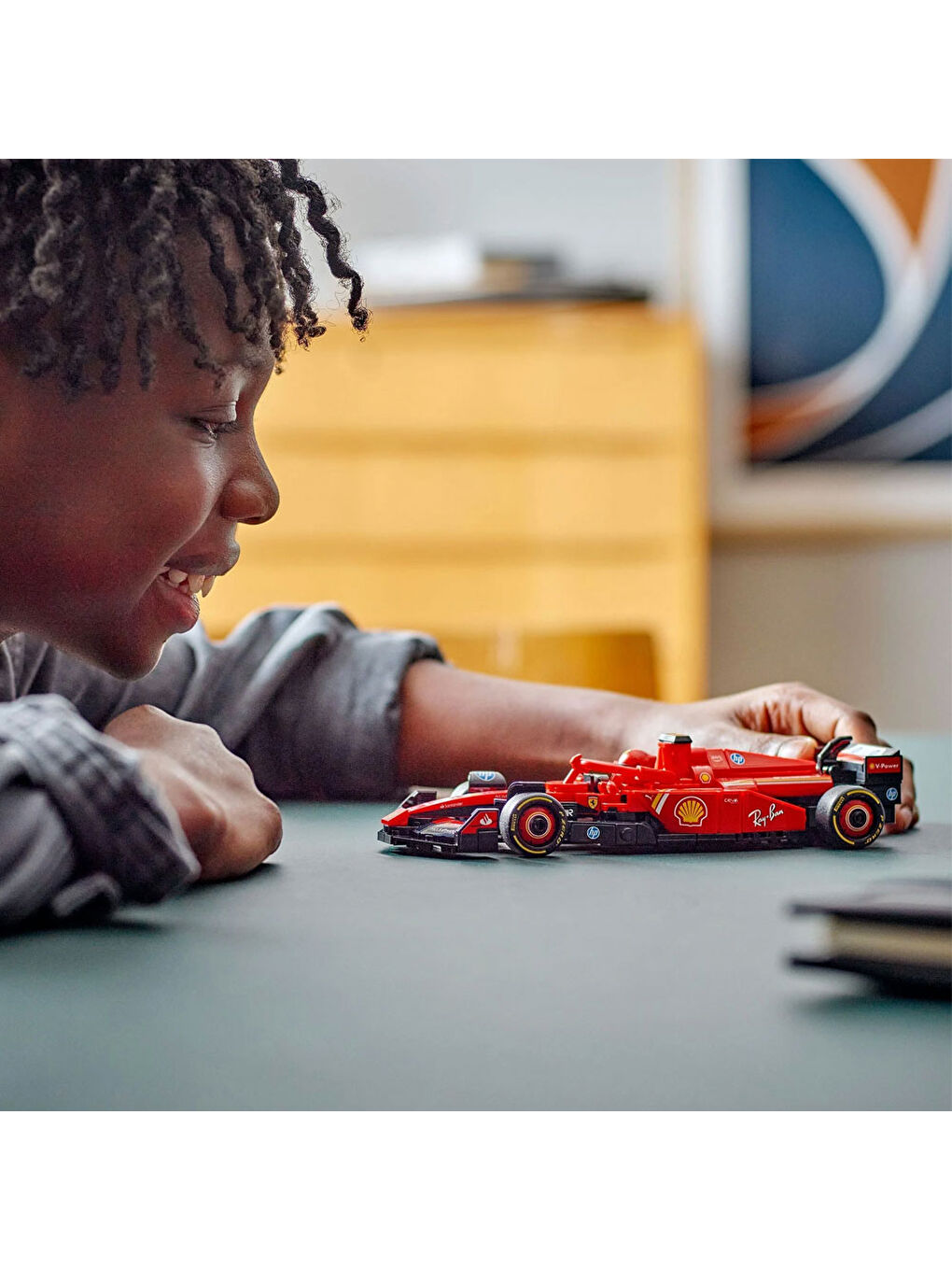 Speed Champions Ferrari SF-24 F1 Yarış Arabası 77242-3