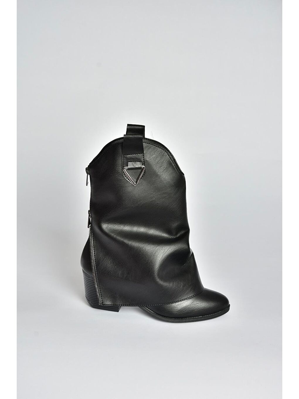 Siyah Kadın Bot V973601009-4
