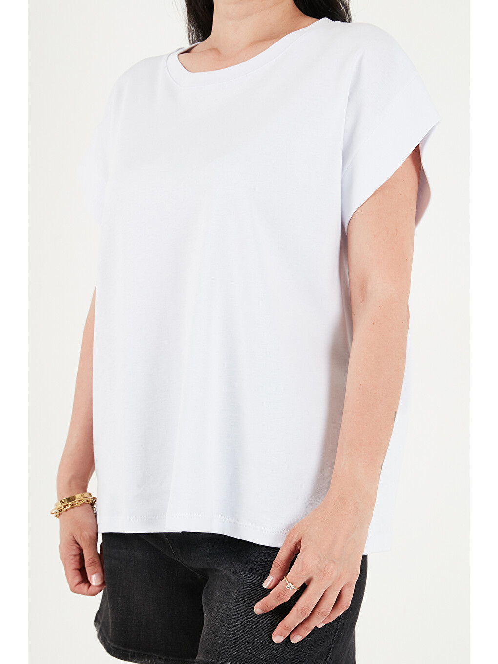 Beyaz Pamuklu Rahat Kalıp Bisiklet Yaka Kadın T Shirt 5866955-5