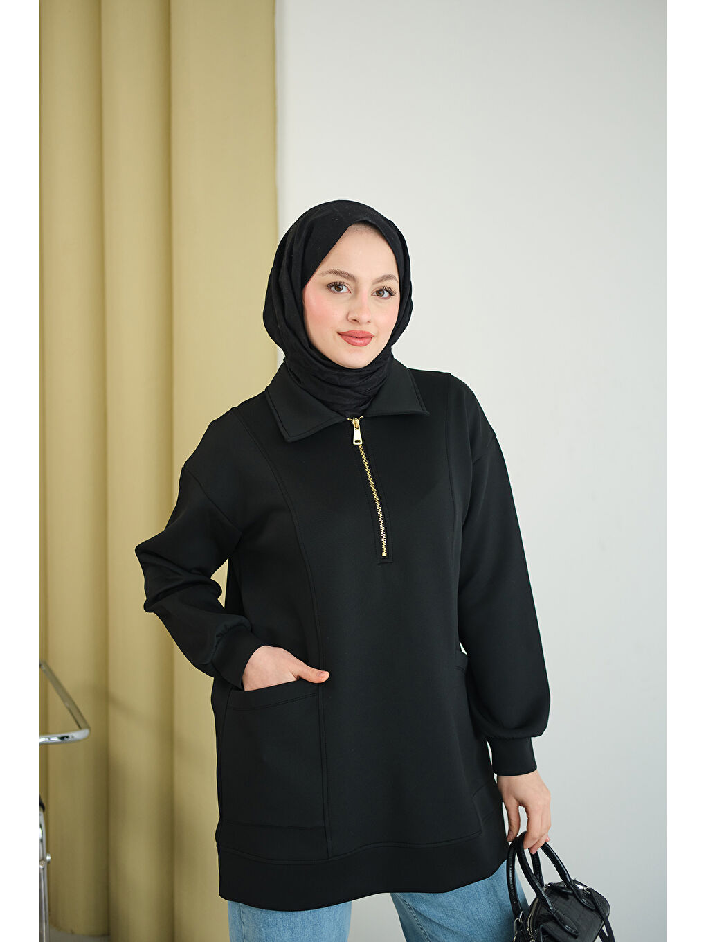Kadın Cep Ve Yaka Detay Yarım Fermuarlı Sweat Siyah-2