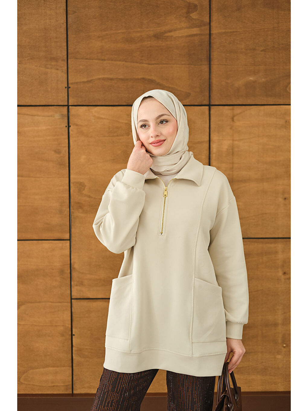 Ekru Kadın Cep Ve Yaka Detay Yarım Fermuarlı Sweat Krem-2