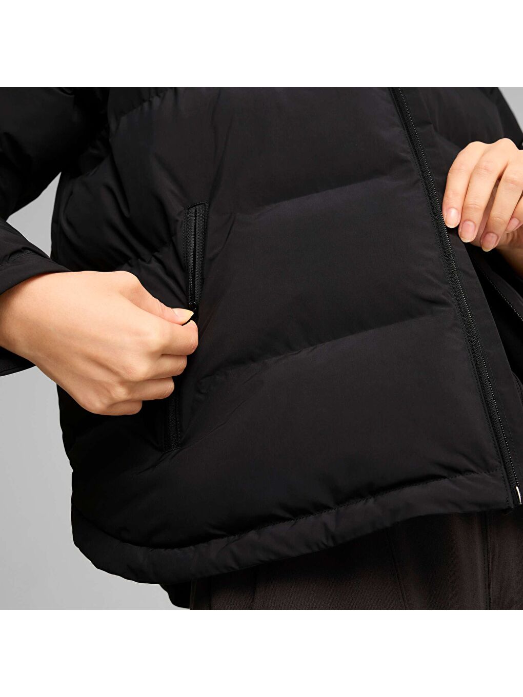 Siyah MONOMATERIAL Kadın Şişme Mont-1