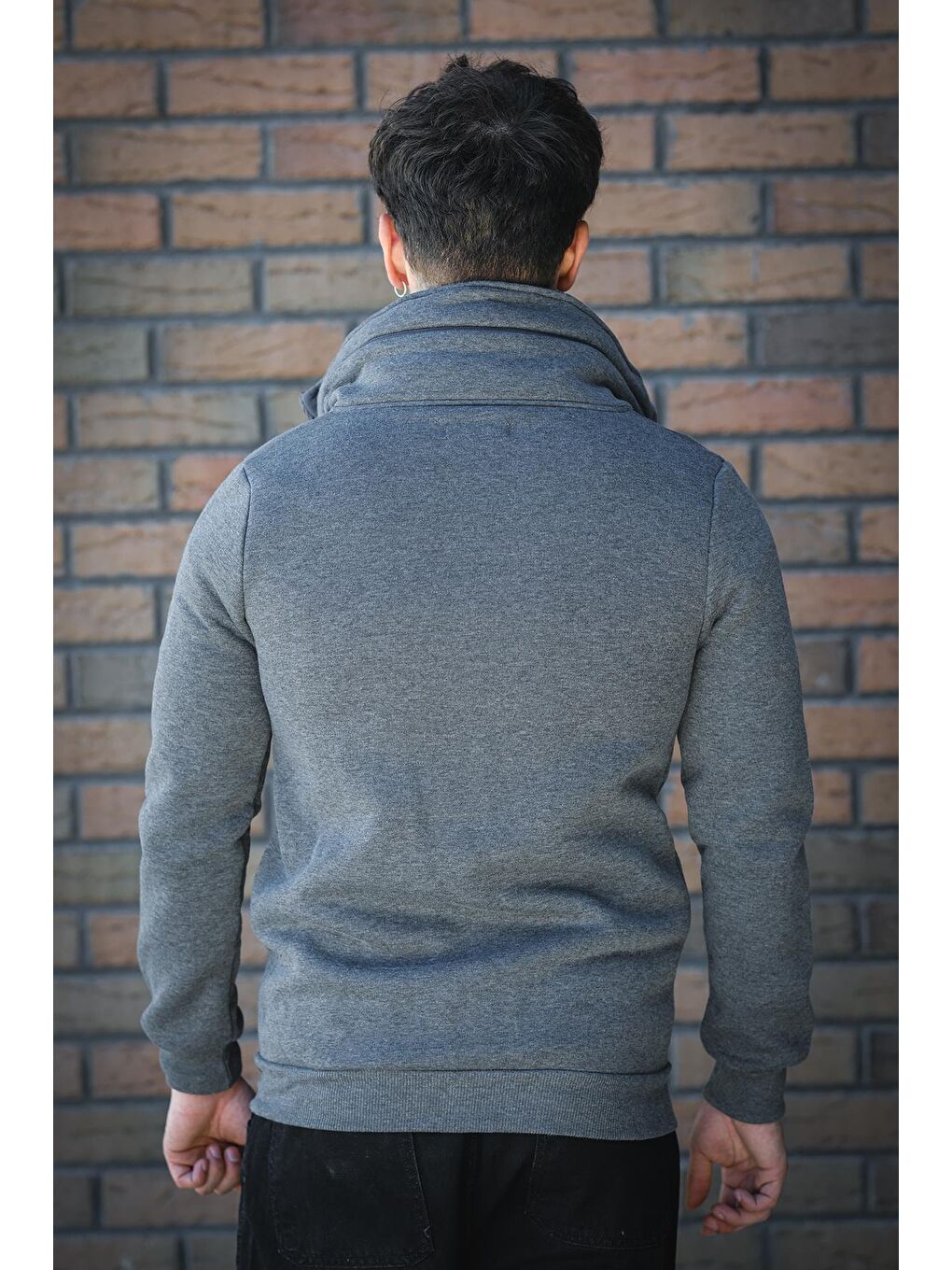 Gri Fokt Üç İp Şardonlu Parça Detaylı Gizli Kapüşonlu Erkek Sweatshirt-4