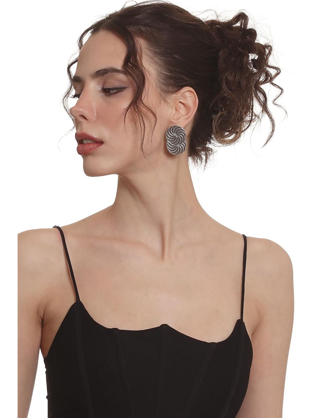 Gri Kadın Antik Gümüş Kaplama Çivili Model Spiral Baskılı Tasarım Küpe-1