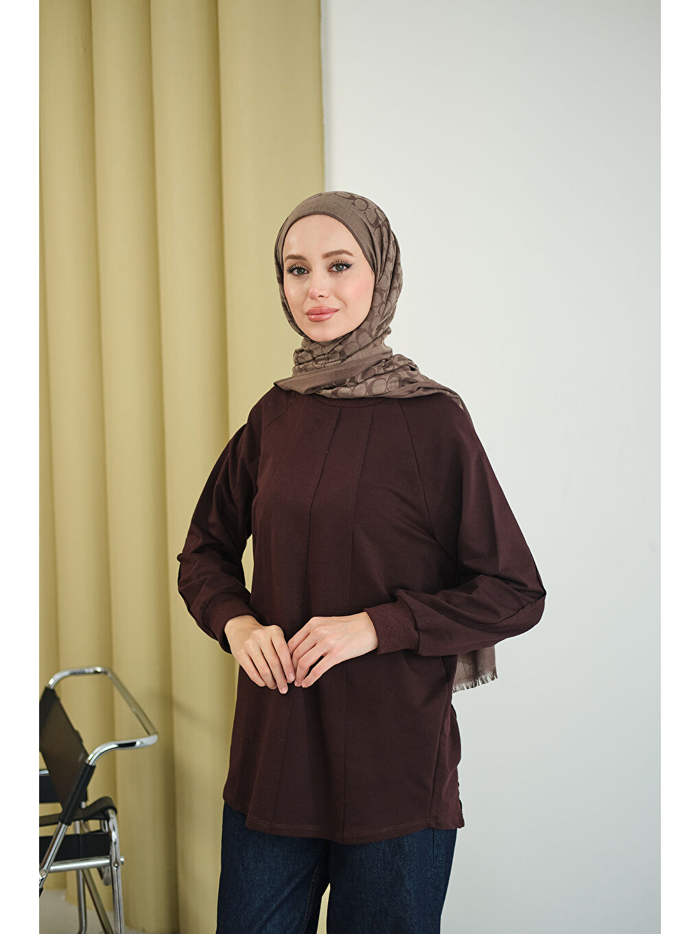 Kadın Dikiş Detaylı Bisiklet Yaka Sweat Kahverengi-3