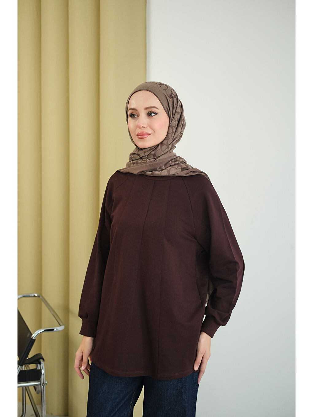 Kadın Dikiş Detaylı Bisiklet Yaka Sweat Kahverengi-4