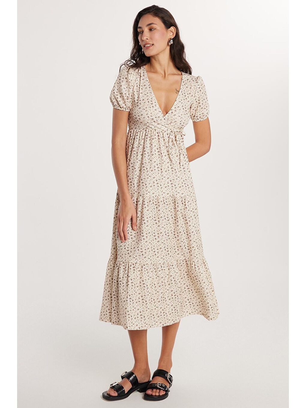 Karışık Kadın Slim Fit Dar Kesim Kısa Kollu Baskılı V Yaka Elbise