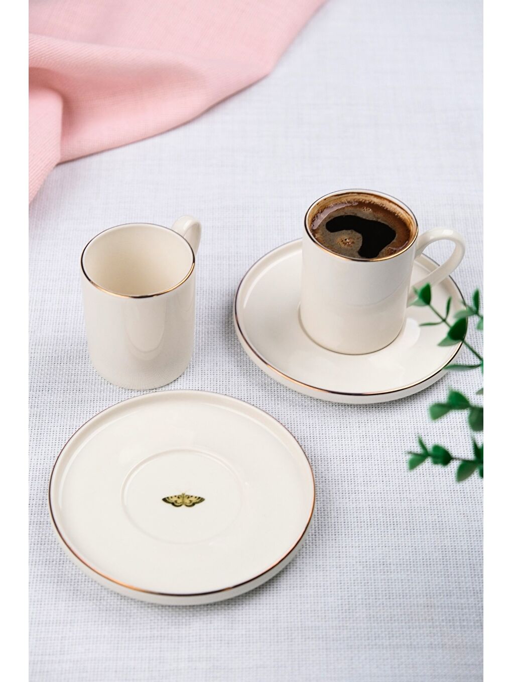 Beyaz Porselen Altın Yaldız Kahve Fincan Takımı Kelebek 90cc 2 Kişilik 4 Parça-3