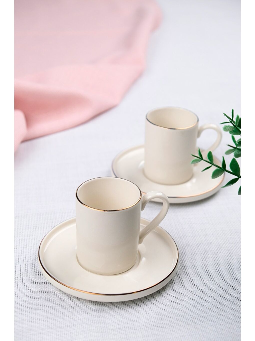 Beyaz Porselen Altın Yaldız Kahve Fincan Takımı Kelebek 90cc 2 Kişilik 4 Parça-4