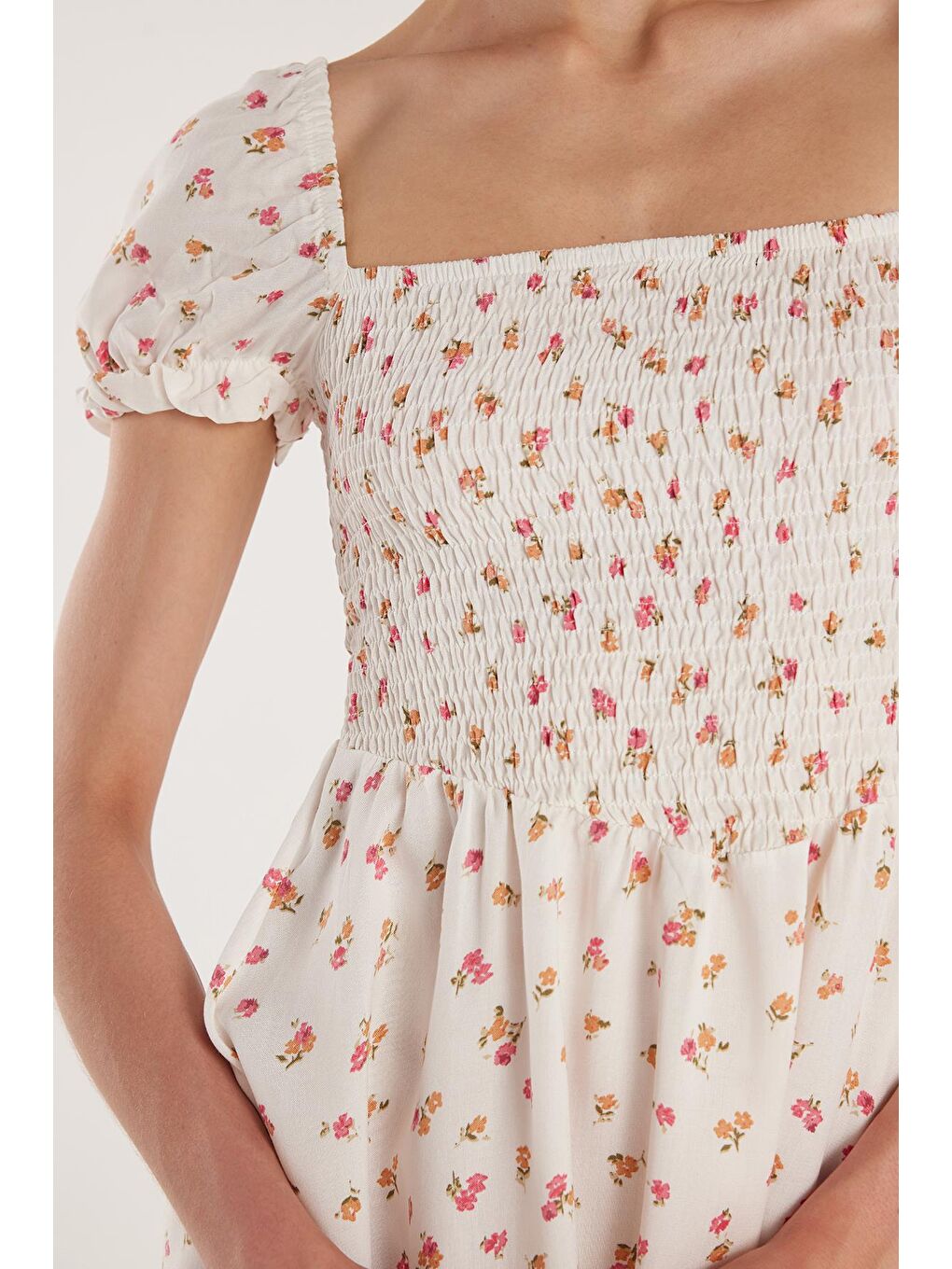 Ekru Kadın Standart Fit Normal Kesim Viskon Kare Yaka Midi Elbise-3