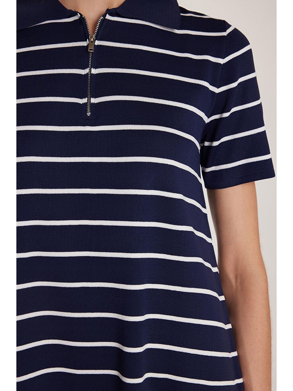 Kadın Standart Fit Kısa Kollu Fermuarlı Gömlek Yaka Çizgili Lacivert Elbise-2