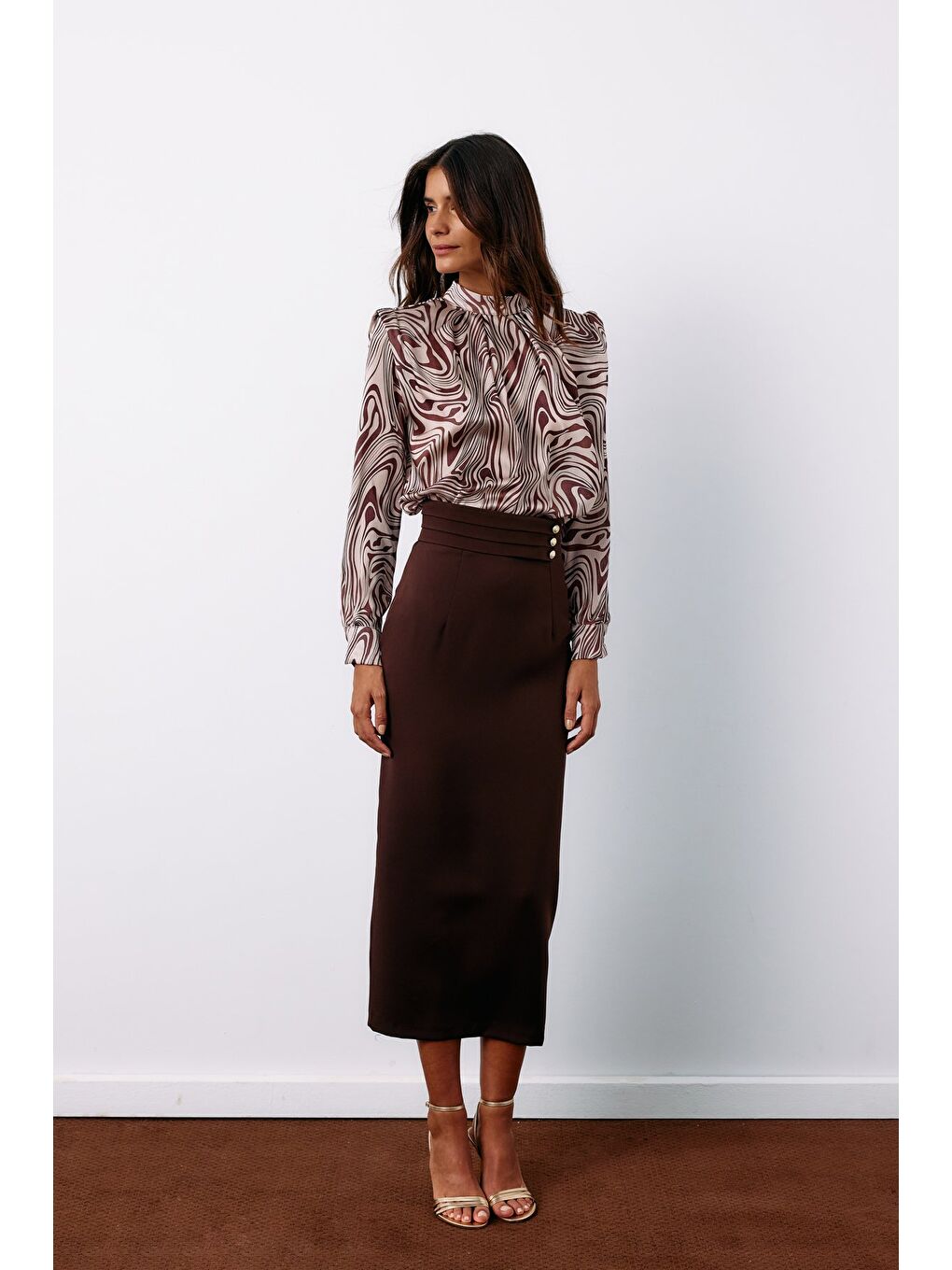 Bej Vatkalı Desenli Bluz - Vizon