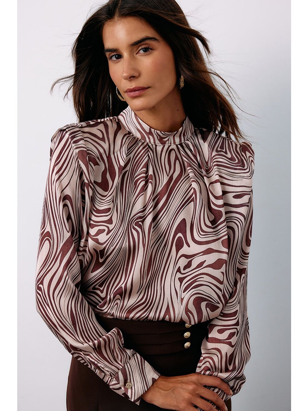 Bej Vatkalı Desenli Bluz - Vizon-2