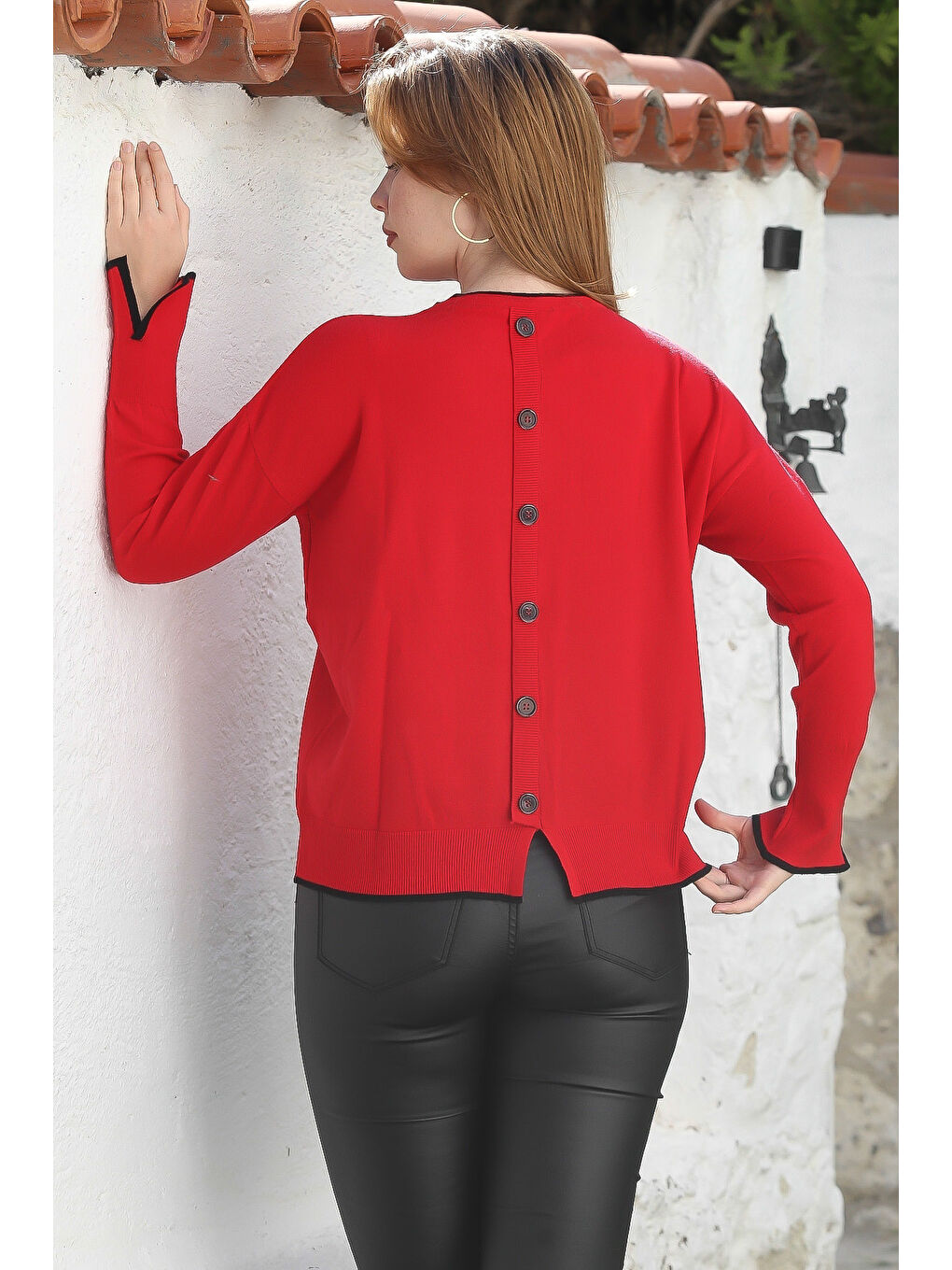 Kırmızı Yuvarlak Yaka Uzun Kol Arkası Düğmeli Casual Triko Kazak 65 65-2