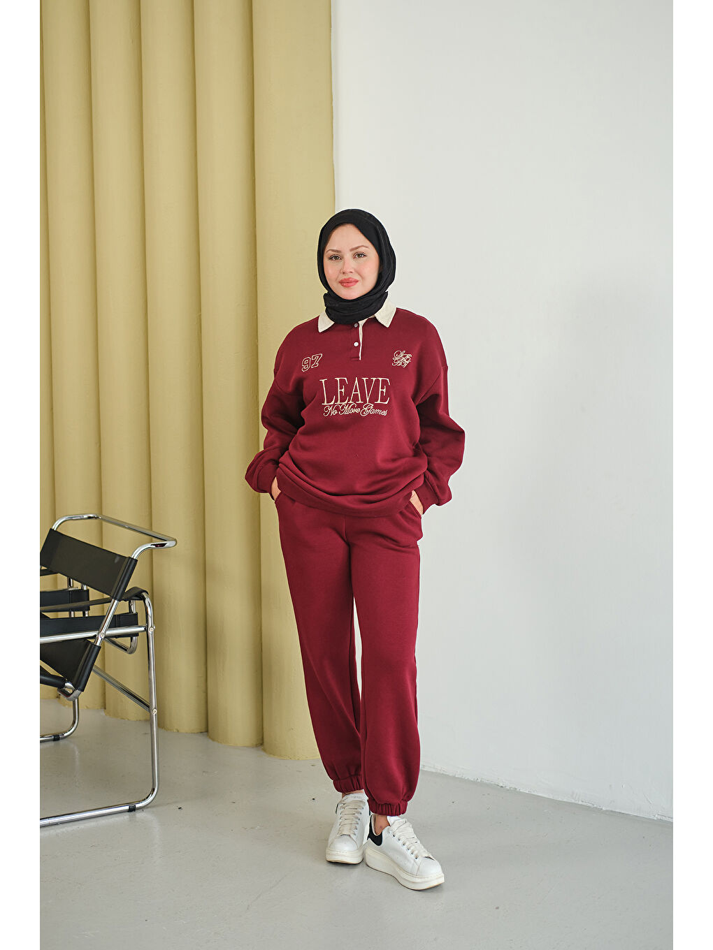 Kadın Gömlek Yaka Yazı Baskılı Sweat Bordo-3