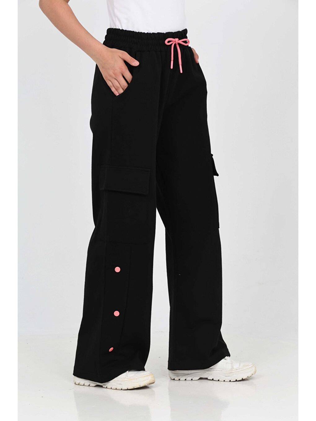 Siyah Kız Çocuk Kenardan Çıtçıtlı Eşofman Alt-2