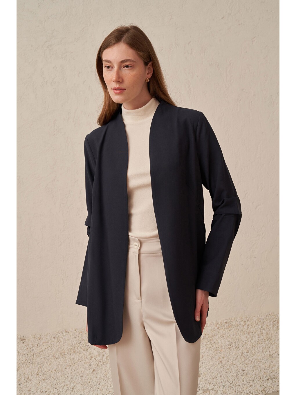 Lacivert-Kol Büzgü Detaylı Blazer Ceket-3