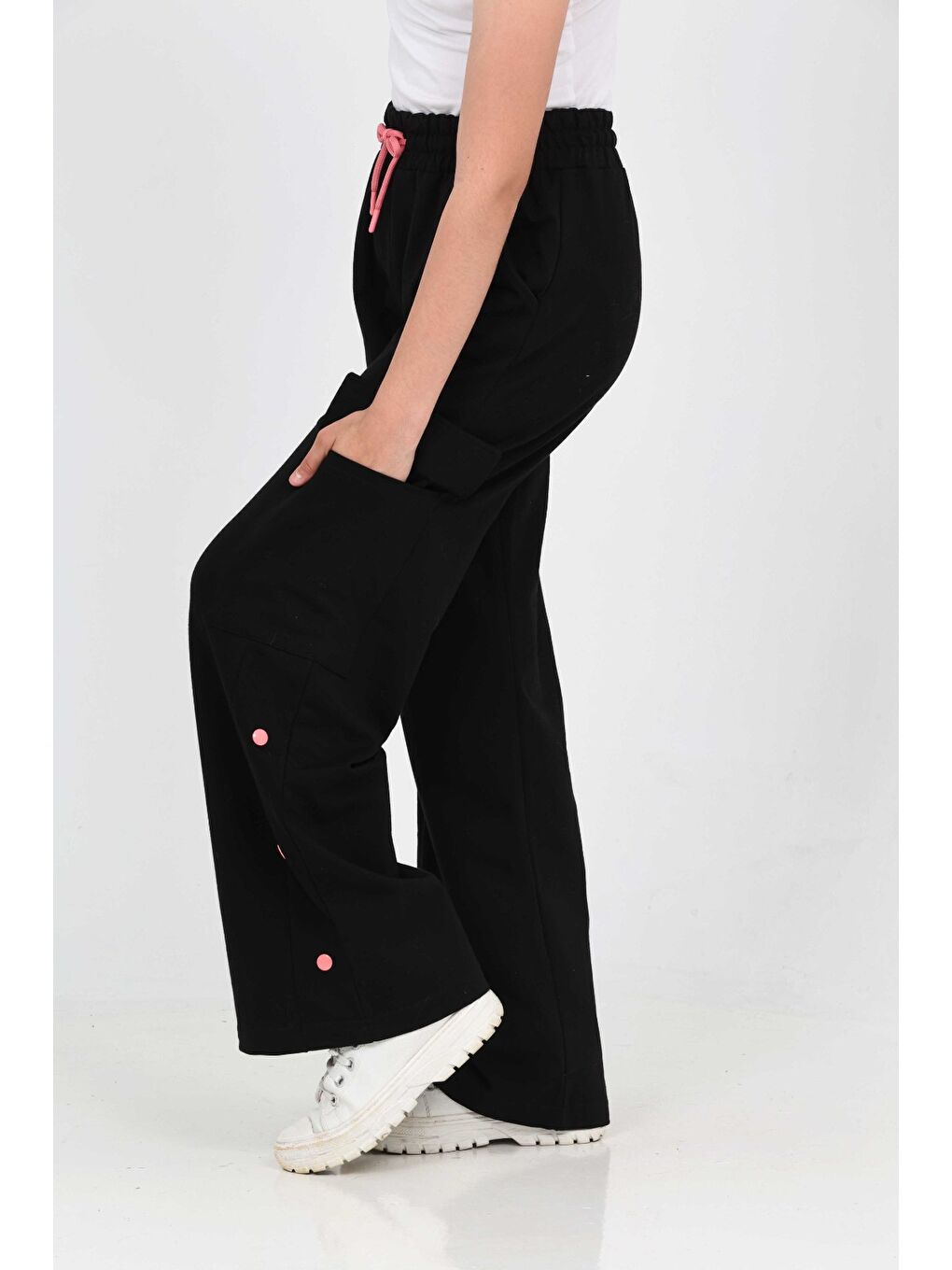 Siyah Kız Çocuk Kenardan Çıtçıtlı Eşofman Alt-4