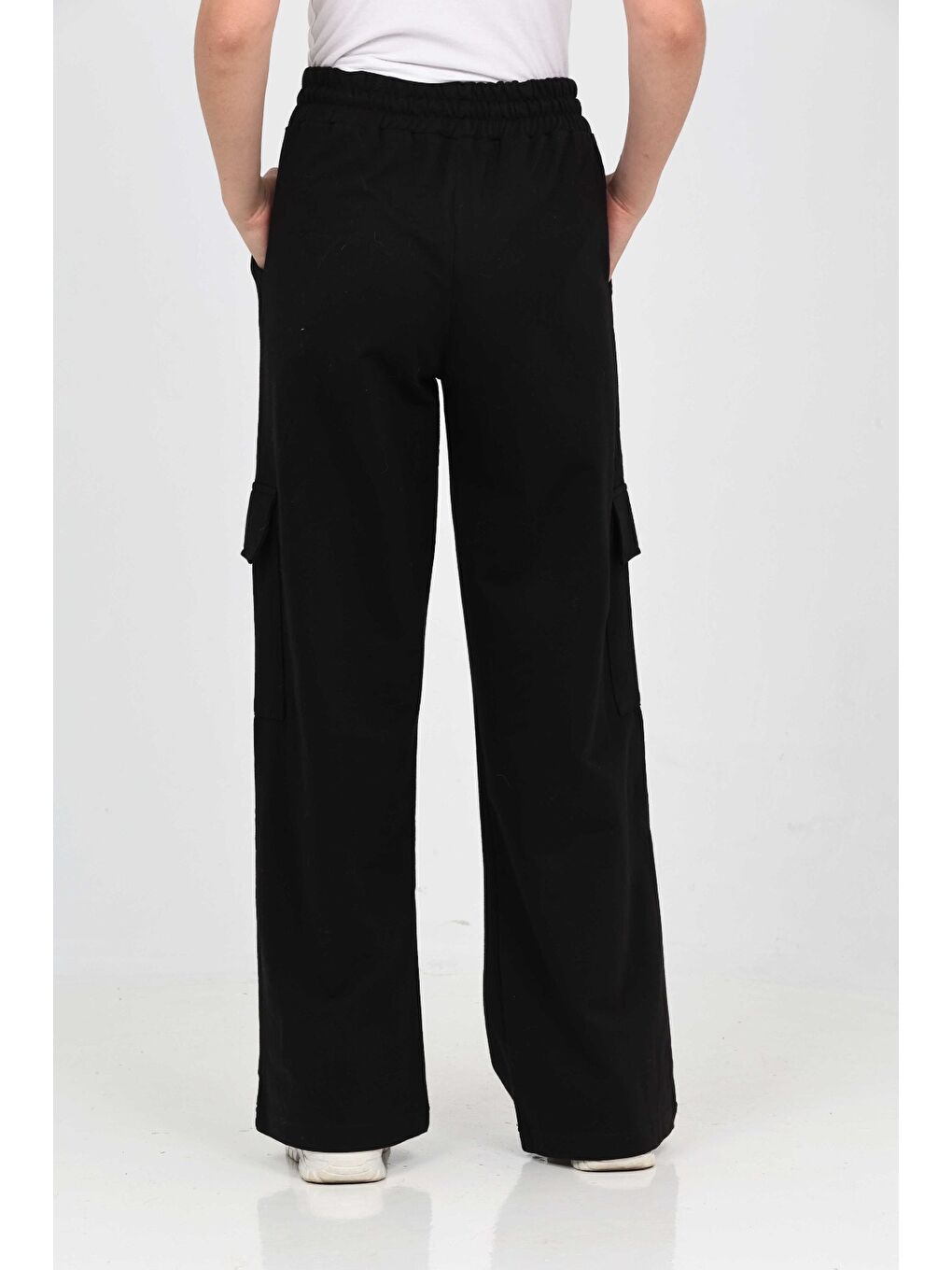 Siyah Kız Çocuk Kenardan Çıtçıtlı Eşofman Alt-5