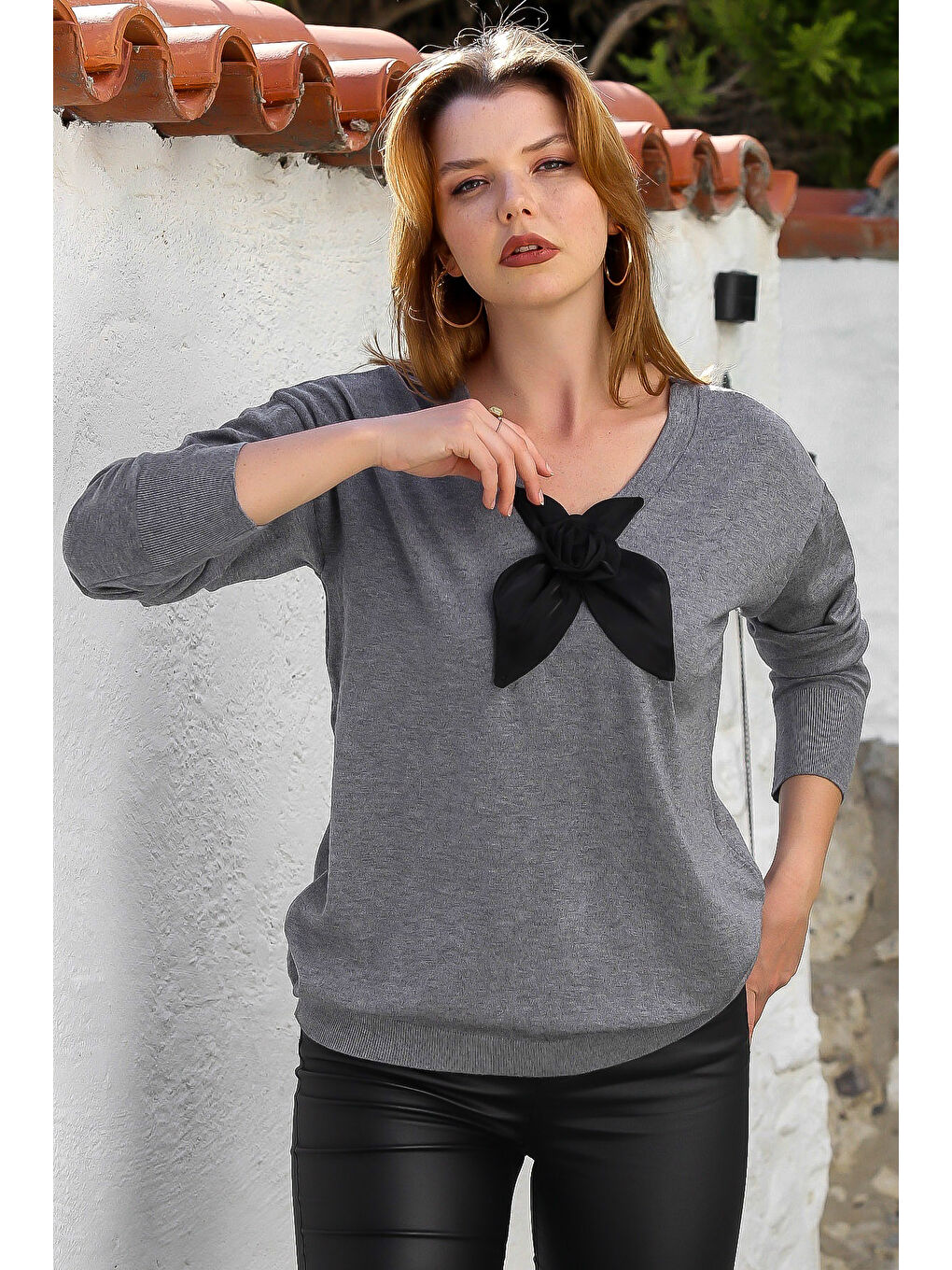 Gri Melanj V Yaka Uzun Kol Fiyonk Detaylı Casual Triko Kazak 65 60-4