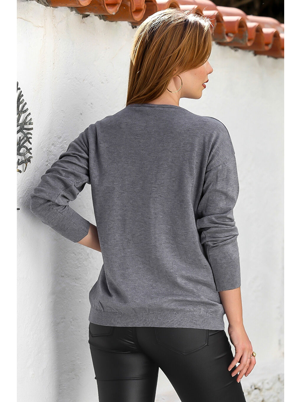 Gri Melanj V Yaka Uzun Kol Fiyonk Detaylı Casual Triko Kazak 65 60-6