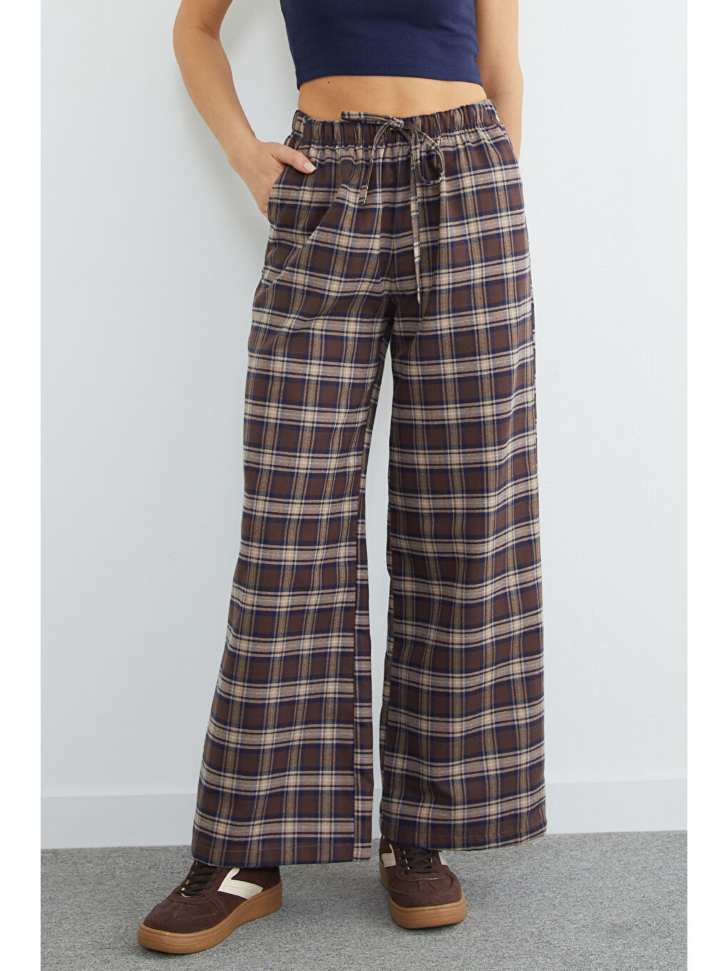 Lacivert Beli Lastikli Ekose Desenli Pantolon-1