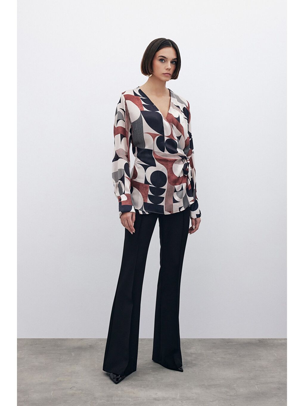 Kahverengi Kruvaze Yan Bağlamalı Bluz - Kahve-1