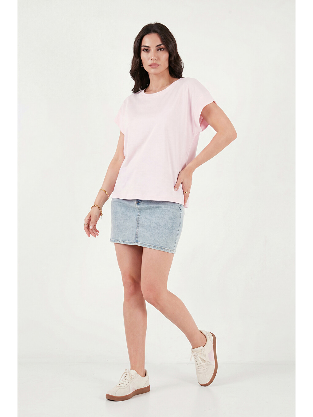 Pembe Pamuklu Rahat Kalıp Bisiklet Yaka Kadın T Shirt 5866955-2