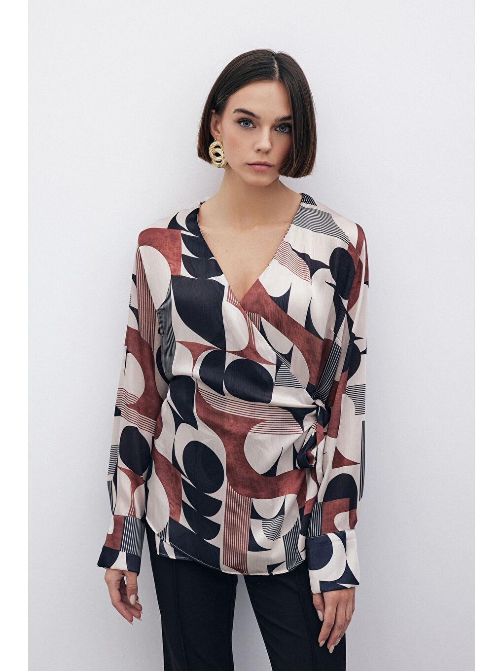 Kahverengi Kruvaze Yan Bağlamalı Bluz - Kahve-2